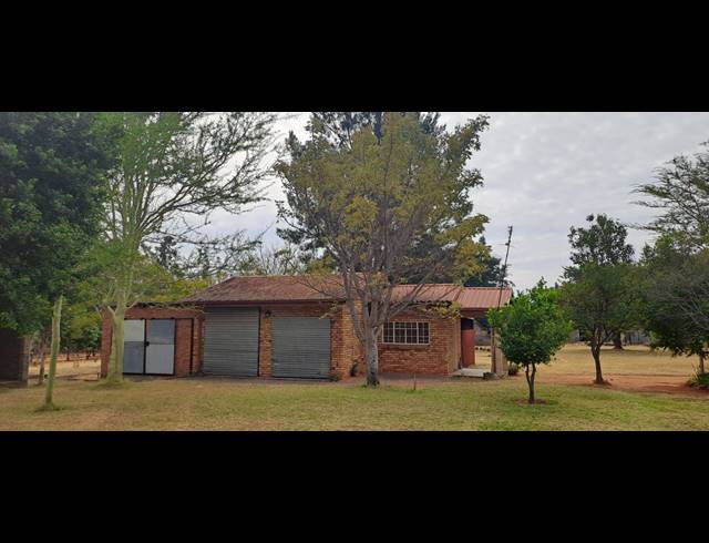 4HA SMALLHOLDING FOR SALE IN MODDERFONTEIN AH